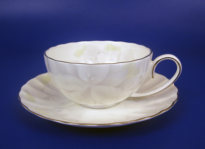 cup_saucer_200